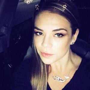 Meet your Posher, Lacey